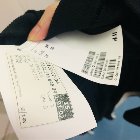 H&M jersey dress (no negotiation) - Picture 11 of 11